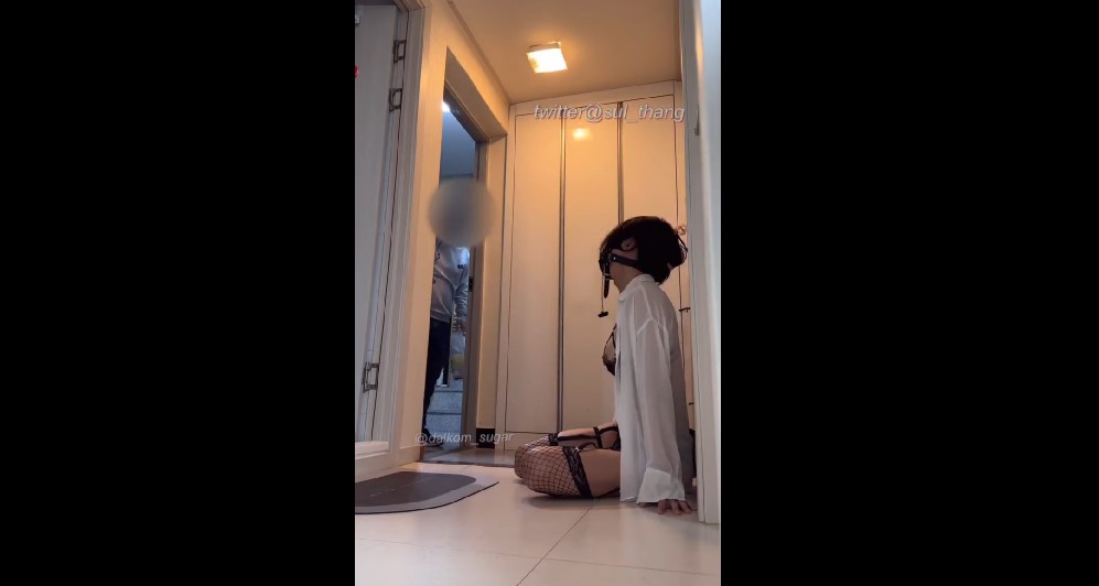 [한국야동] 칼퇴하는 이유