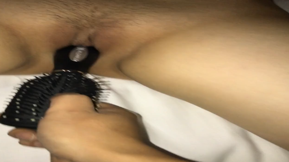 [한국야동] 친구에게 선물한 골뱅이 여친