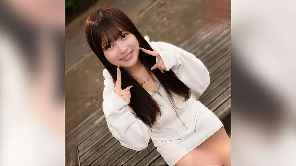 FC2PPV 4572404-부풀어 오른 핑크빛 대음순 그녀-노모