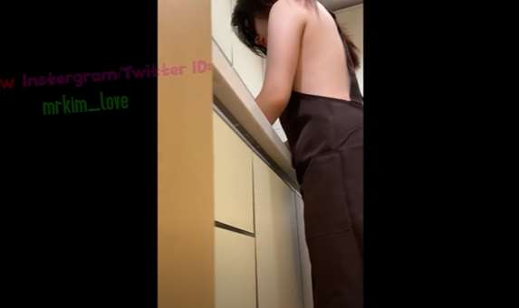 한국야동-미스터 김-설겆이 하는 메이드