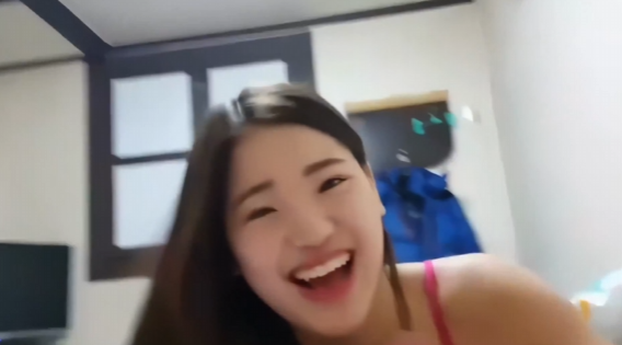 한국야동-후장도 대주는 빨간 나시녀 업스케일링2