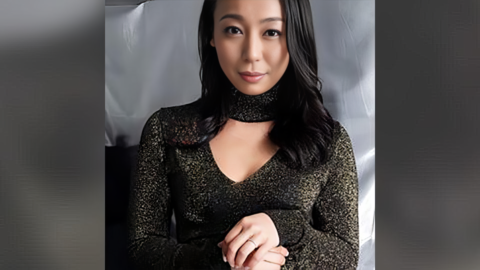 FC2PPV-4776395-걸스티비 첫등장 화려하고 야한 의상 입은 청순한 타입 그녀-노모