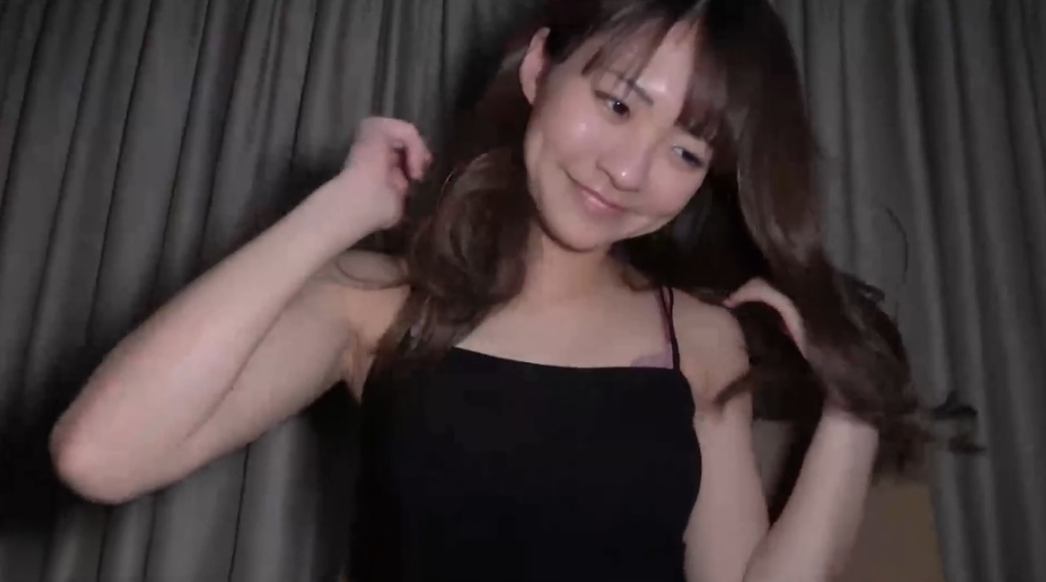 FC2PPV-4792677-아이돌급 귀여움을 자랑하는 18세 치어리더-노모