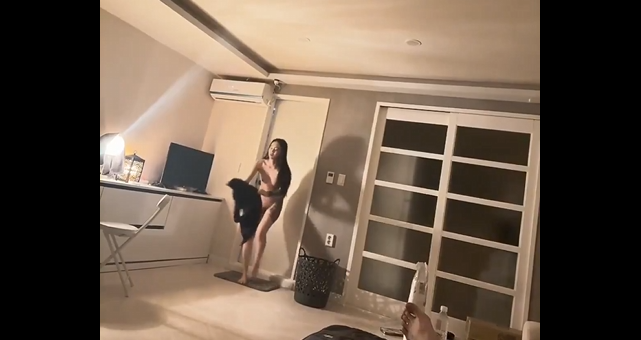 한국야동 입장하는 오피녀들