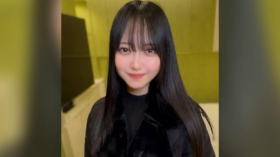 FC2PPV-4836468-긴 검은 머리에 별처럼 빛나는 얼굴-노모