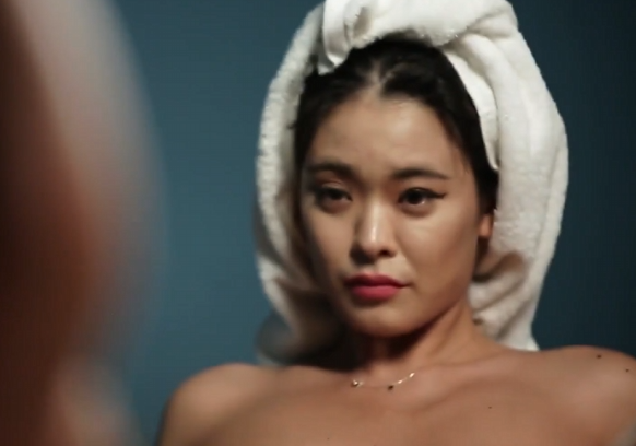 한국야동 인기있던 헬창녀의 일과